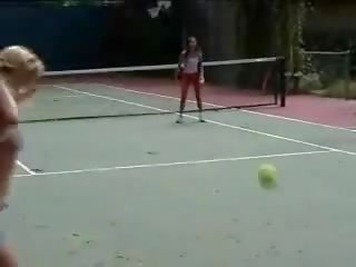 Siapa saja untuk tenis
